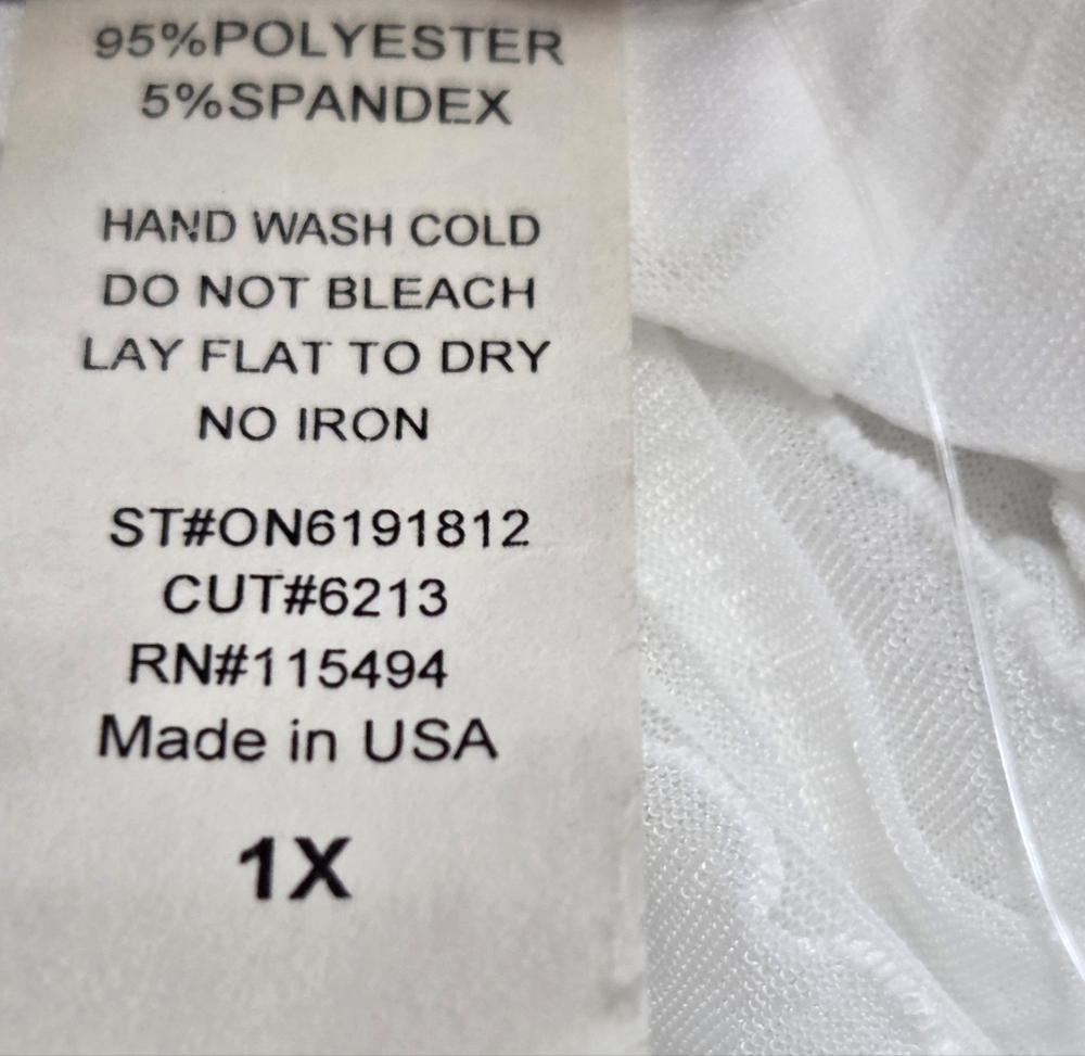 Only 9 White Ruffled Blouse. - Picture 5 of 8